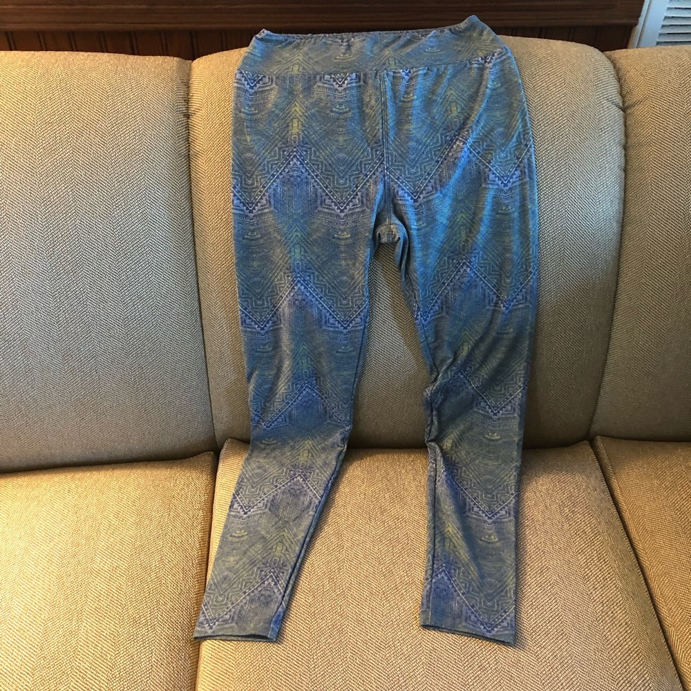 Lularoe one size leggings